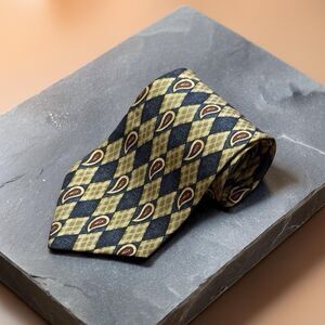 CLAYBROOKE Pure Silk Paisley Diamond Tie USA Made